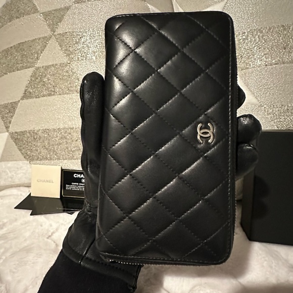 AUTH CHANEL Matelasse Lamb Skin Wallet Coco Mark purse Black - Picture 4 of 17